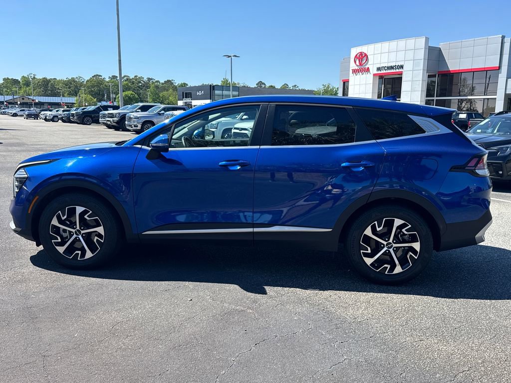 Used 2024 Kia Sportage EX image 6