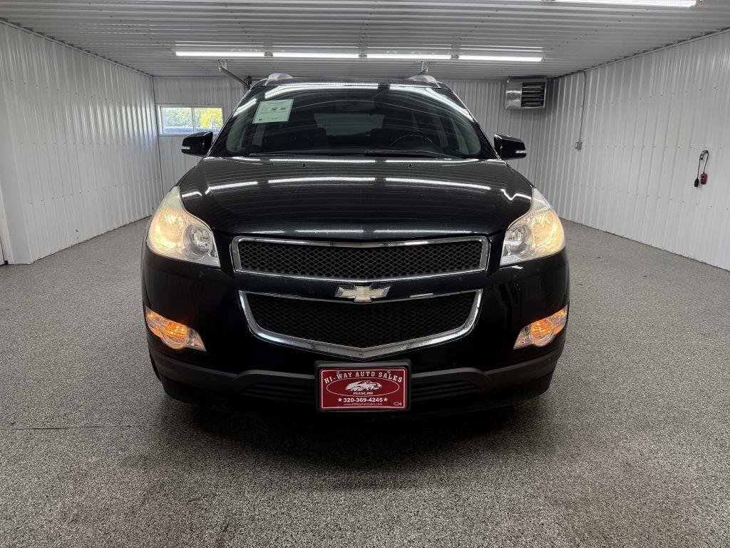Used 2011 Chevrolet Traverse LT w/ Personal Connectivity Package FWD image 2