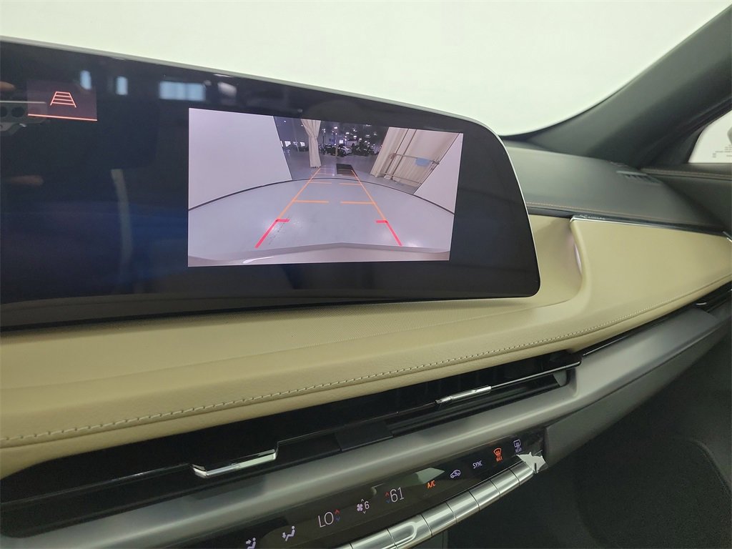 Certified 2024 Cadillac XT4 Luxury w/ Cold Weather Package image 27