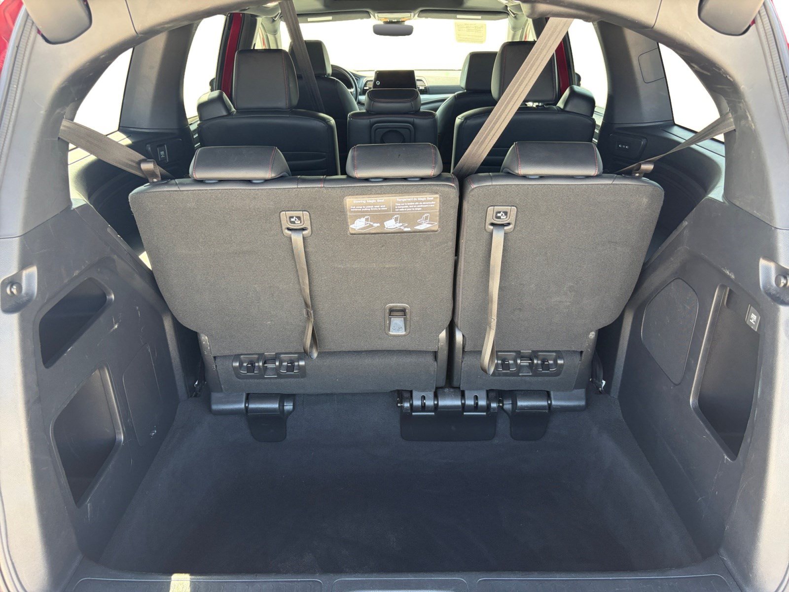 Used 2025 Honda Odyssey Sport-L image 23