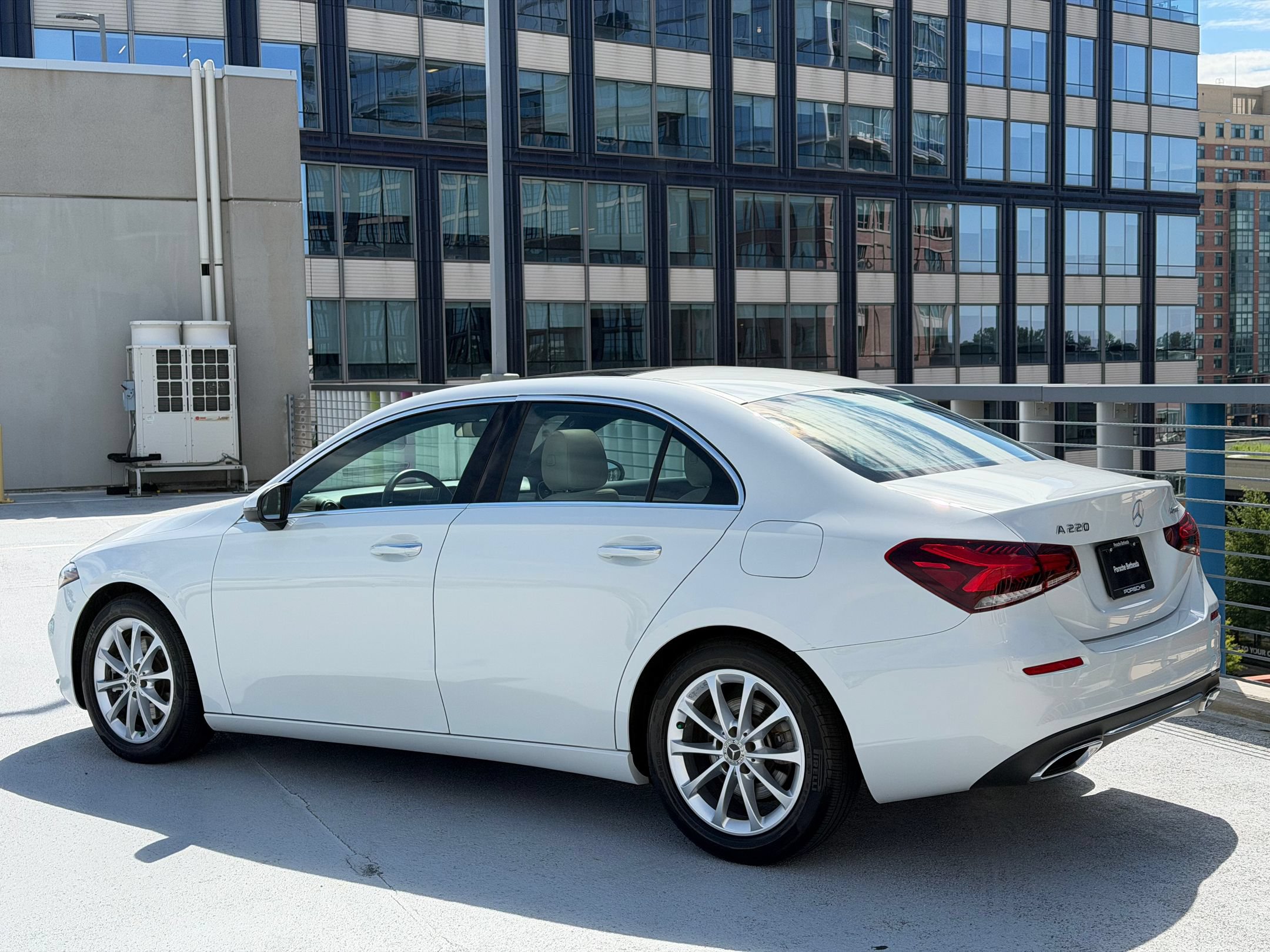 Used 2020 Mercedes-Benz A 220 4MATIC image 3