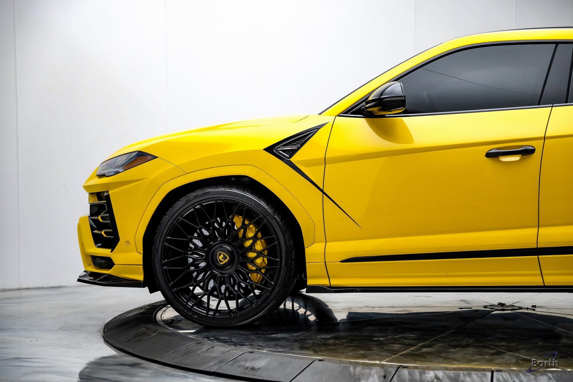 Used 2021 Lamborghini Urus image 10