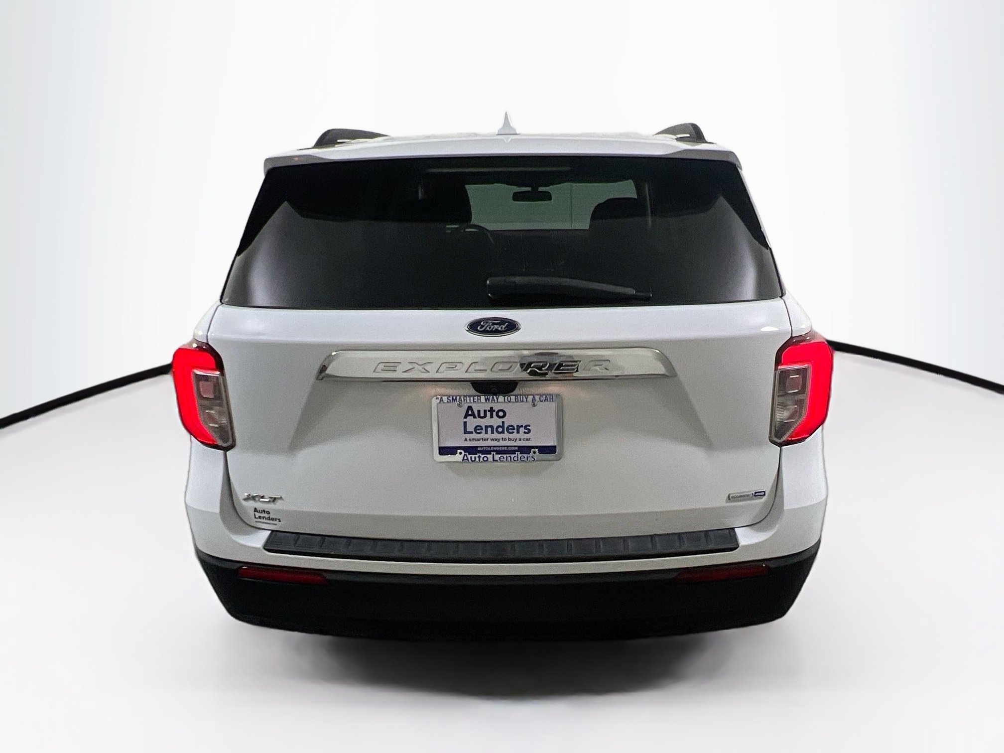 Used 2020 Ford Explorer XLT w/ Comfort Package AWD/4WD image 6