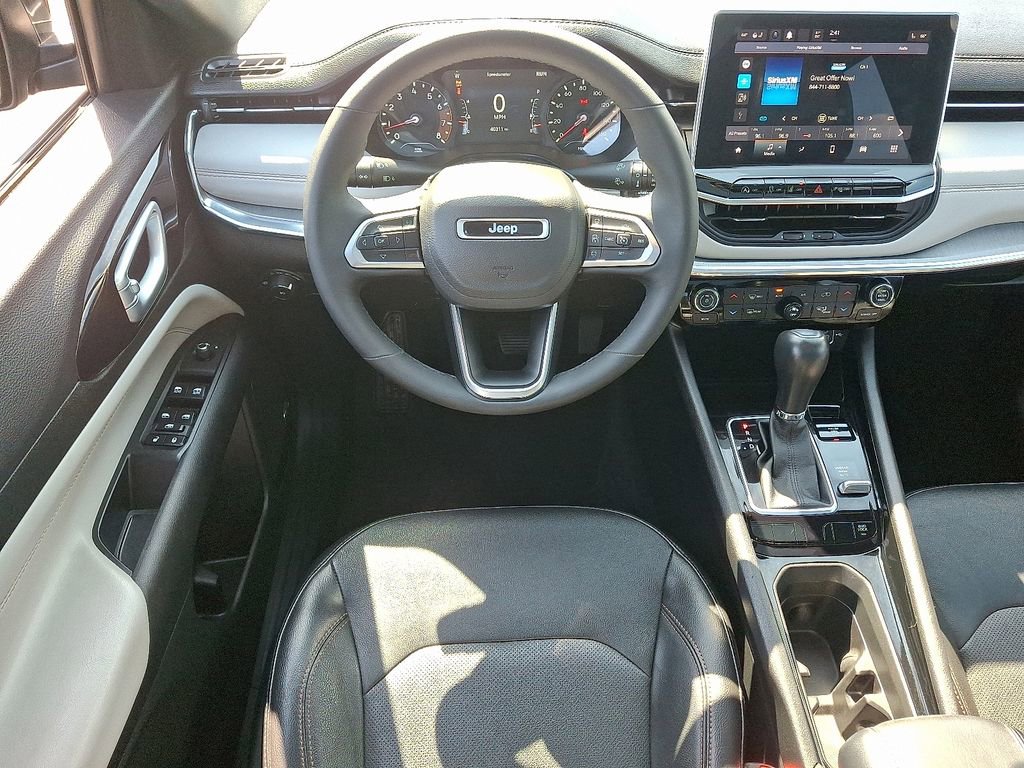 Used 2023 Jeep Compass Limited w/ Sun and Sound Group AWD/4WD image 12