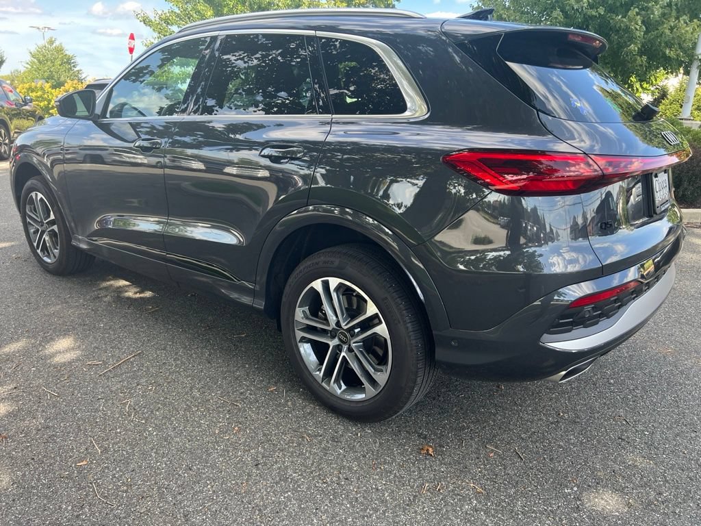 Used 2025 Audi Q5 Premium Plus w/ Premium Plus AWD/4WD image 6