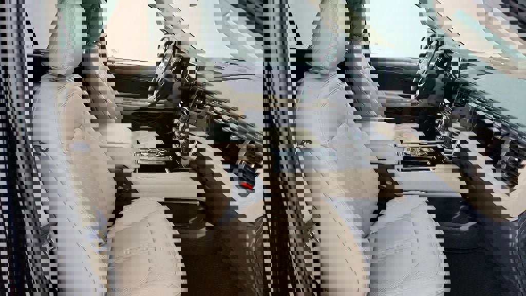 Used 2024 Ford Expedition Limited image 23