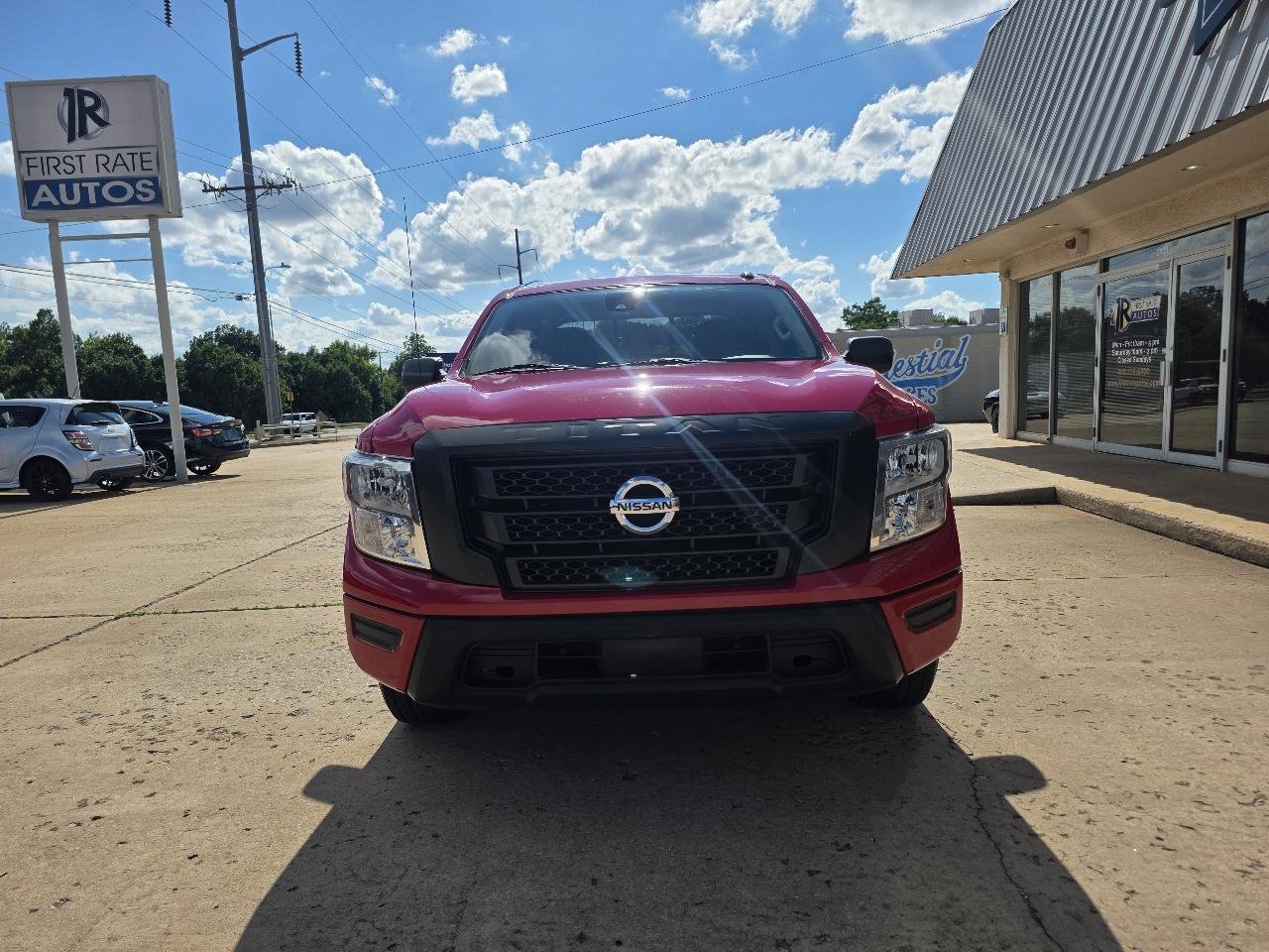 Used 2020 Nissan Titan S w/ S Utility Package RWD image 2