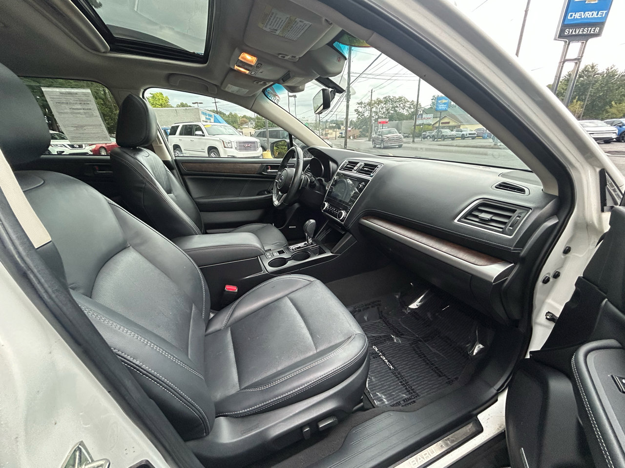 Used 2019 Subaru Outback 3.6R Limited w/ Protection Package #1 image 11