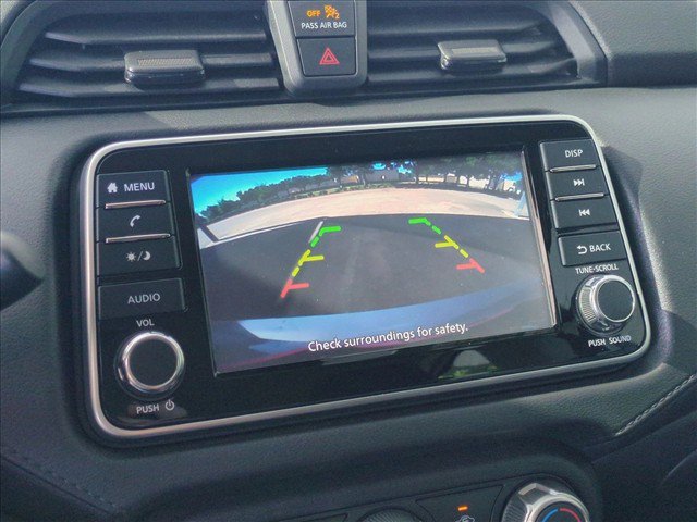 Used 2022 Nissan Versa S FWD image 13