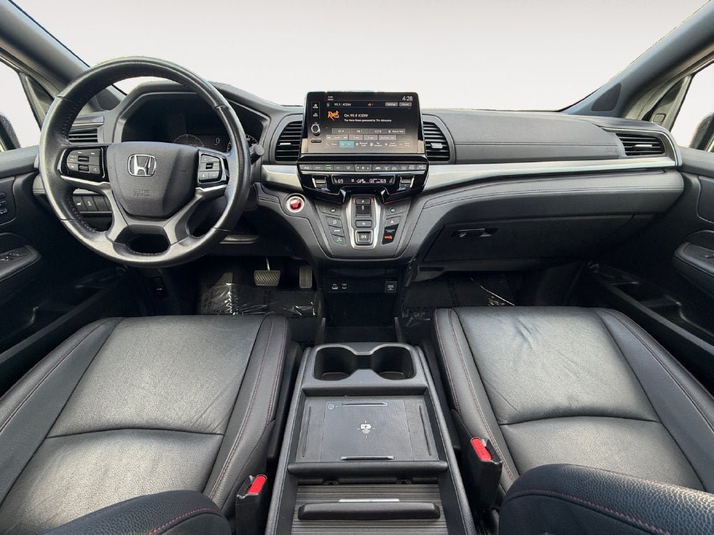 Used 2025 Honda Odyssey Sport-L image 11