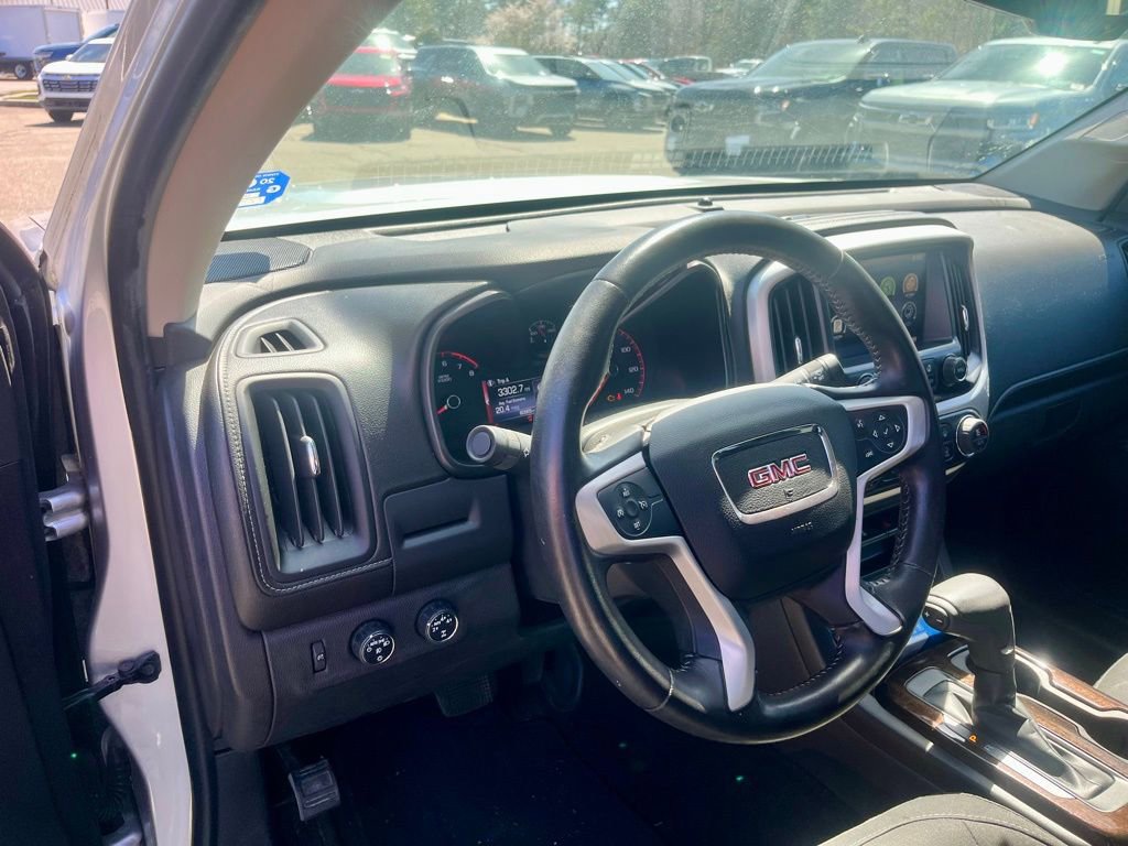 Used 2020 GMC Sierra 1500 Elevation w/ Elevation Value Package AWD/4WD image 11
