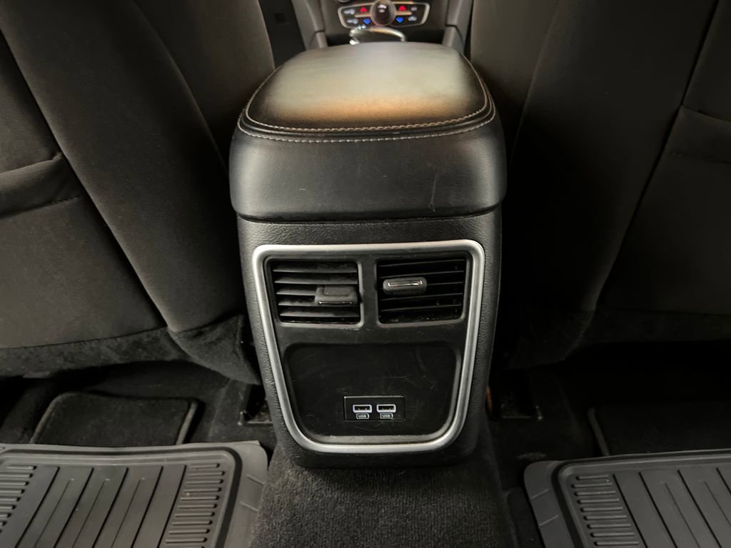 Used 2023 Dodge Charger SXT RWD image 19