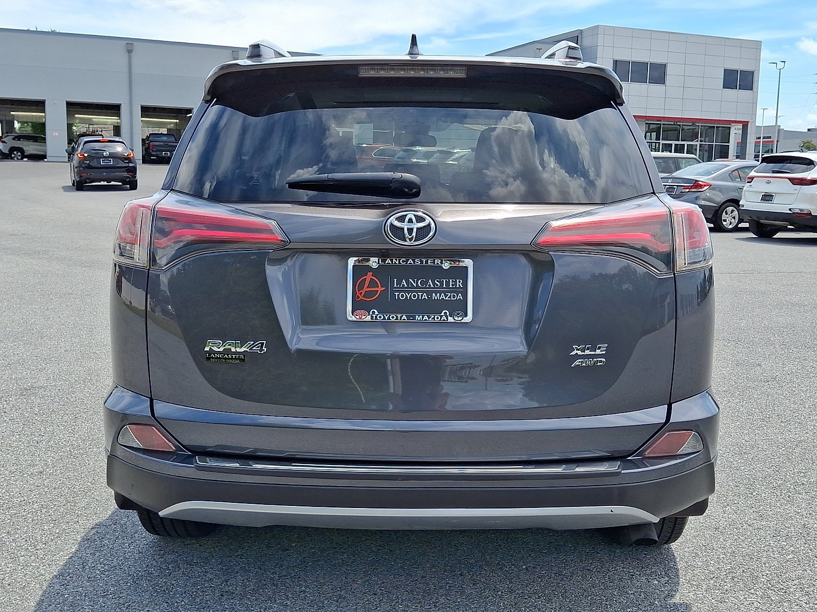 Used 2017 Toyota RAV4 XLE w/ All Weather Liner Package AWD/4WD image 6