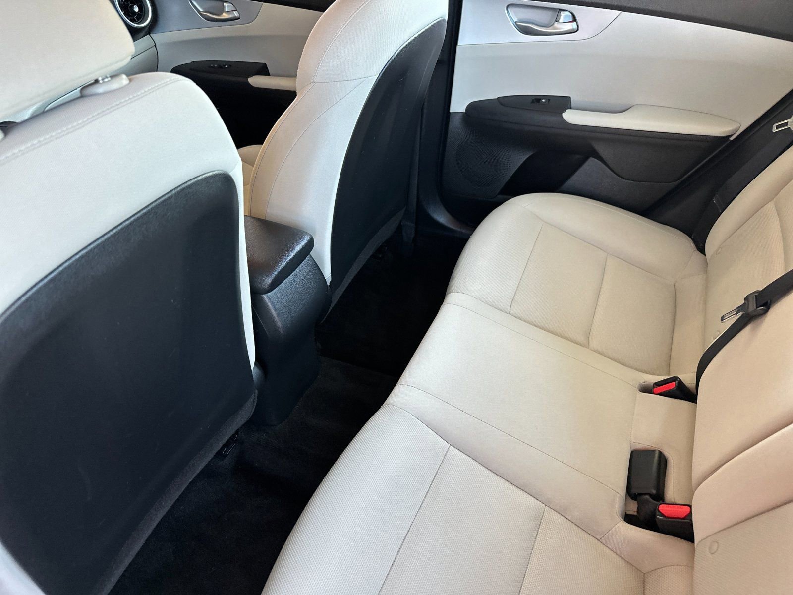 Certified 2023 Kia Forte LXS w/ LXS Technology Package image 16