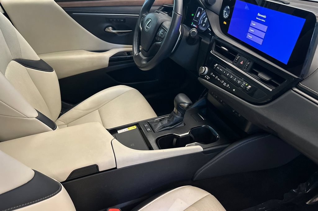Certified 2025 Lexus ES 300h w/ Premium Package FWD image 15