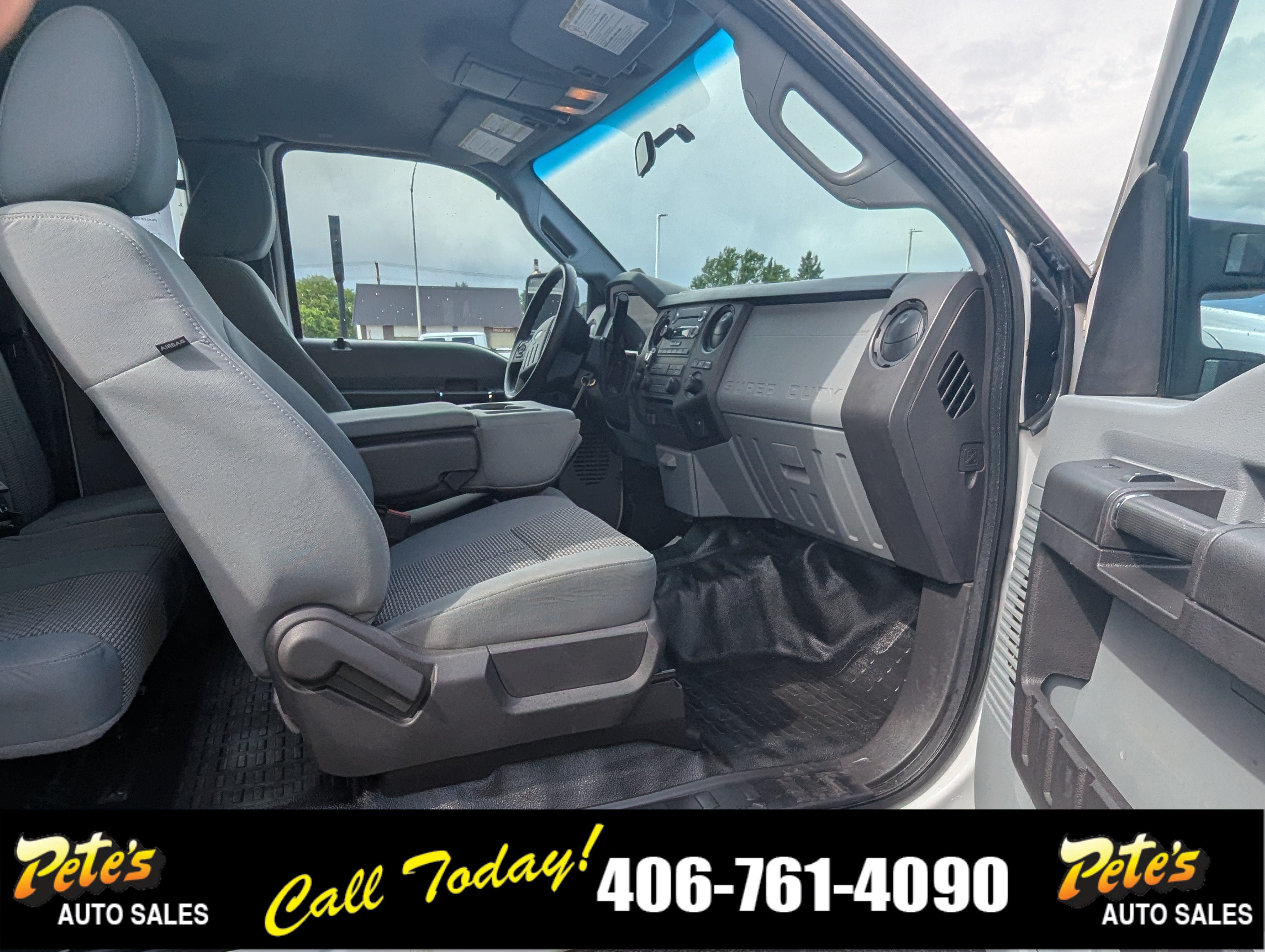 Used 2015 Ford F250 XL w/ Power Equipment Group AWD/4WD image 17