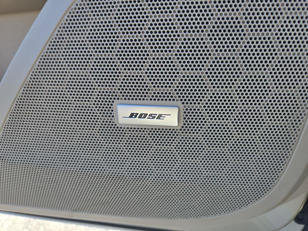 Used 2014 Cadillac XTS Luxury w/ Driver Awareness Package image 23