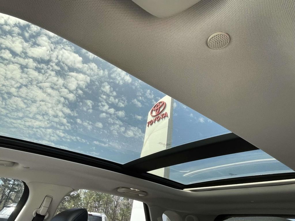 Used 2017 Ford Edge Sport w/ Equipment Group 401A image 18