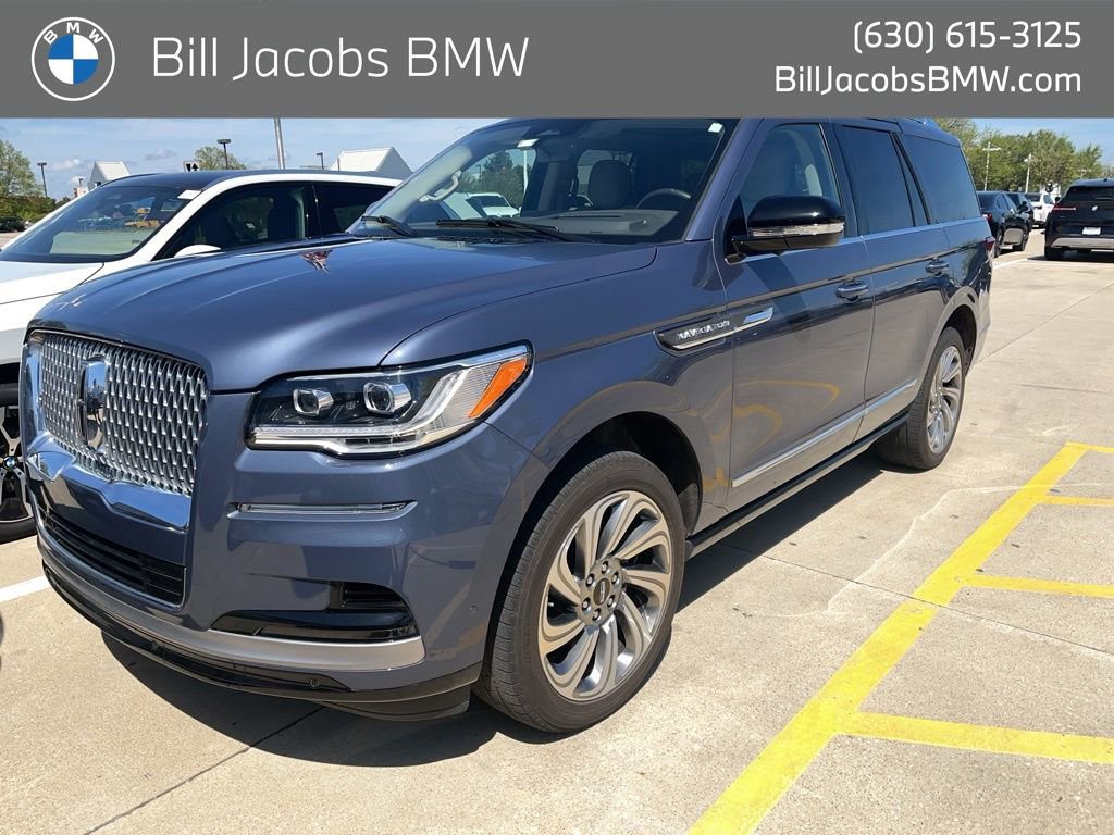 Used 2023 Lincoln Navigator Reserve AWD/4WD image 1