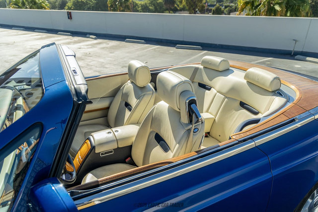 Used 2010 Rolls-Royce Phantom Drophead Coupe RWD image 48
