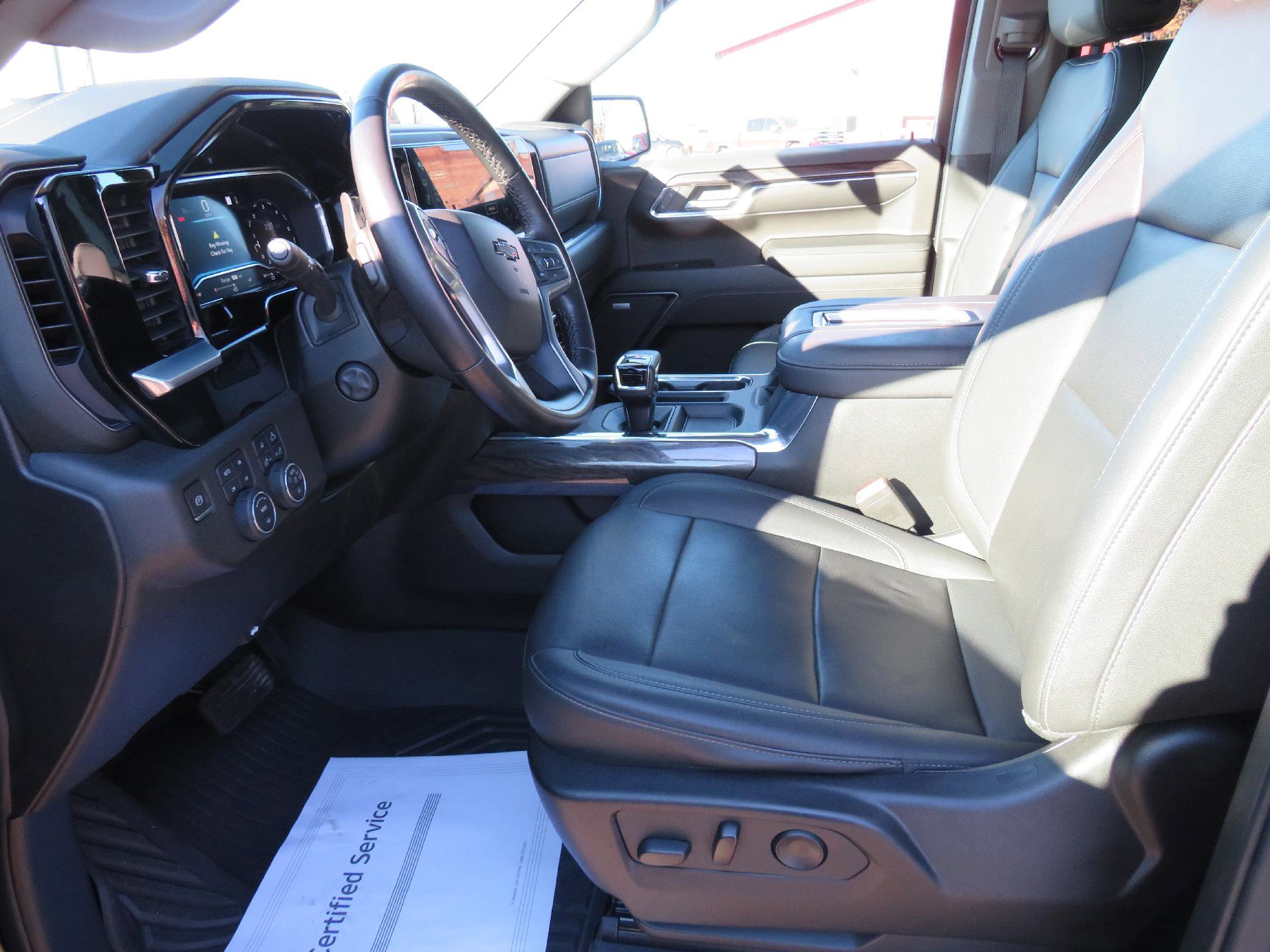 Used 2022 Chevrolet Silverado 1500 LTZ image 5