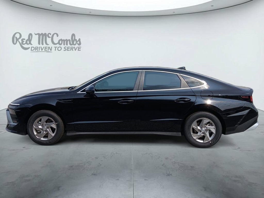 New 2026 Hyundai Sonata SE FWD image 2