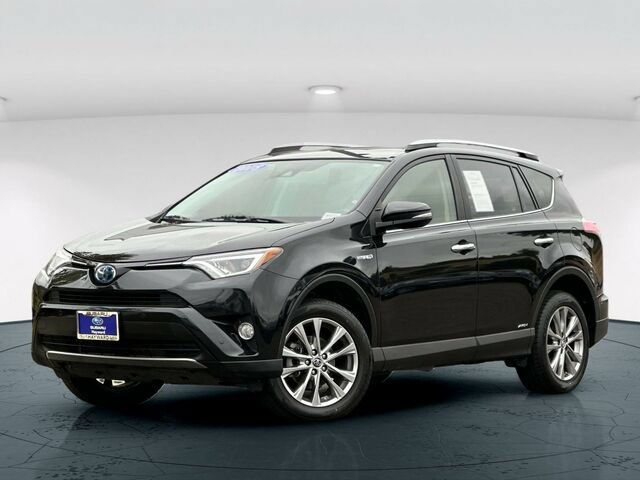Used 2018 Toyota RAV4 Limited AWD/4WD image 2