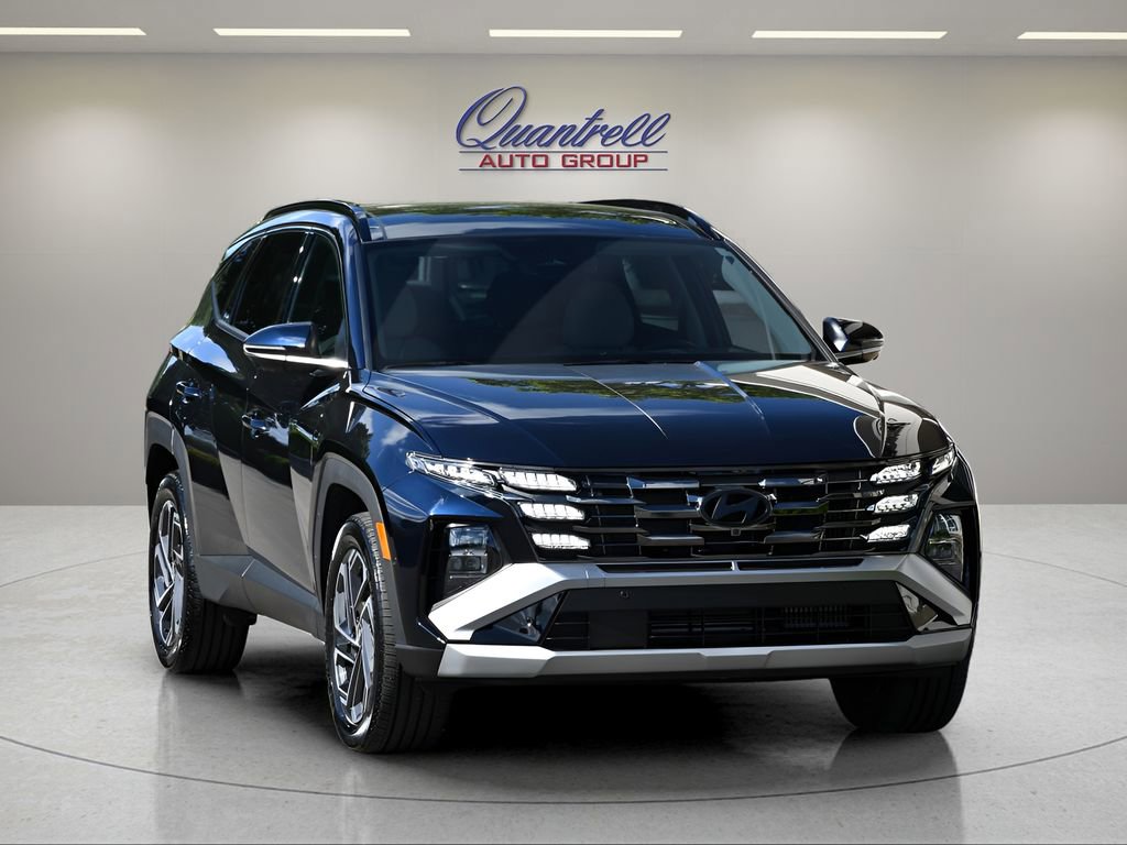Used 2025 Hyundai Tucson Limited AWD/4WD image 2