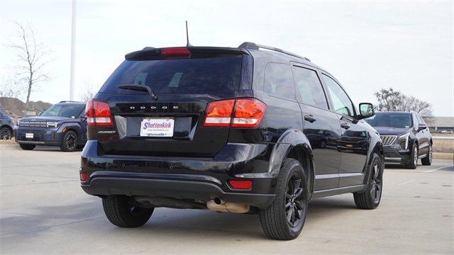 Used 2019 Dodge Journey SE image 9