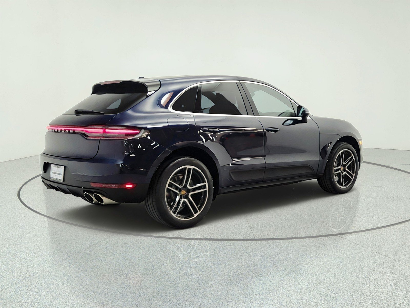 Used 2021 Porsche Macan S AWD/4WD image 5