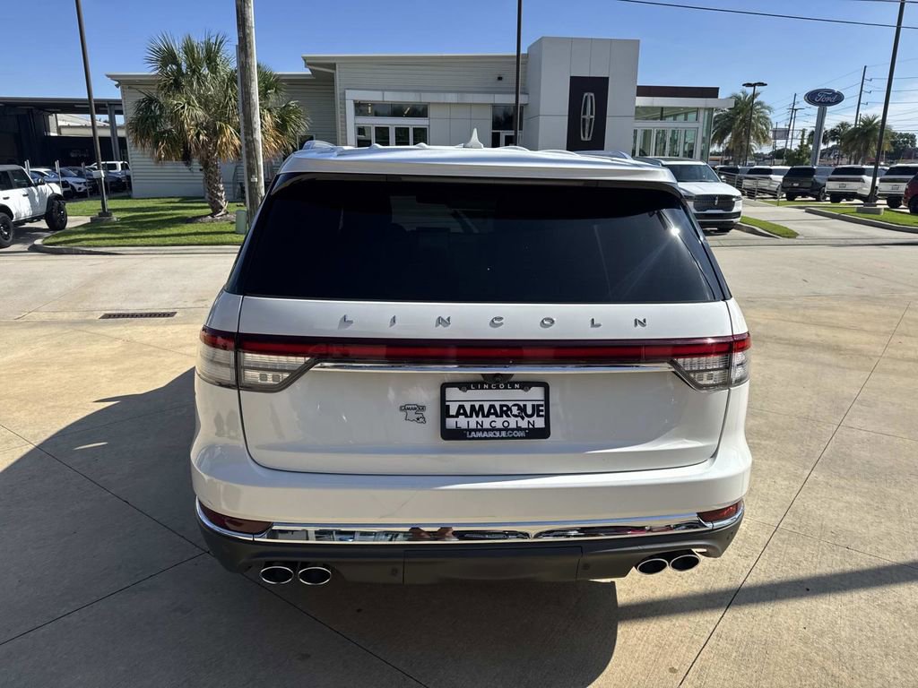 Used 2022 Lincoln Aviator Reserve w/ Elements Package Plus RWD image 8