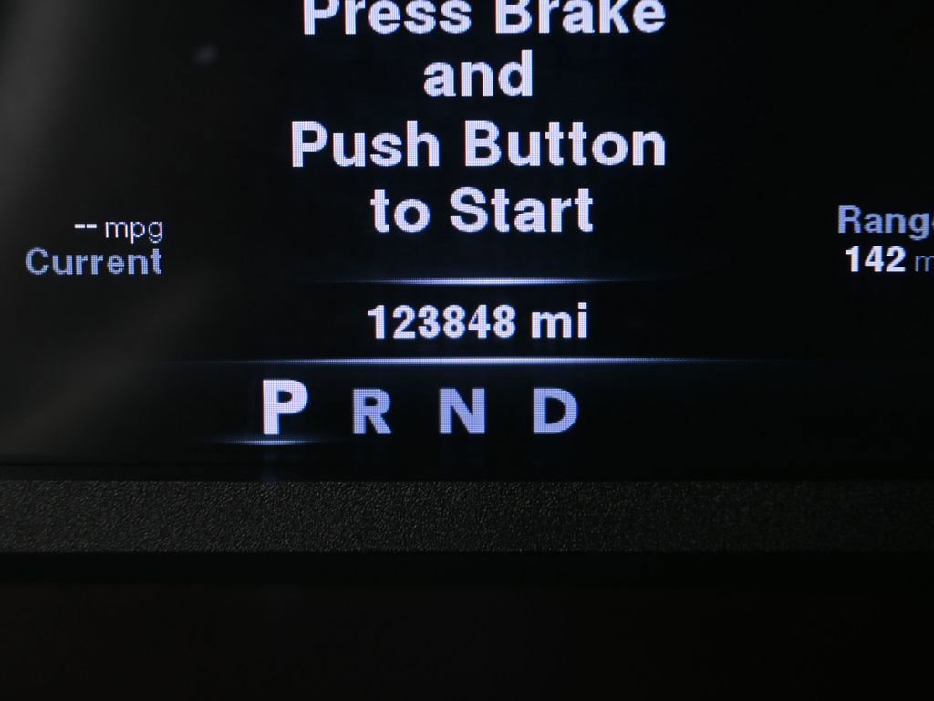 Used 2013 RAM 2500 Laramie w/ Convenience Group image 19