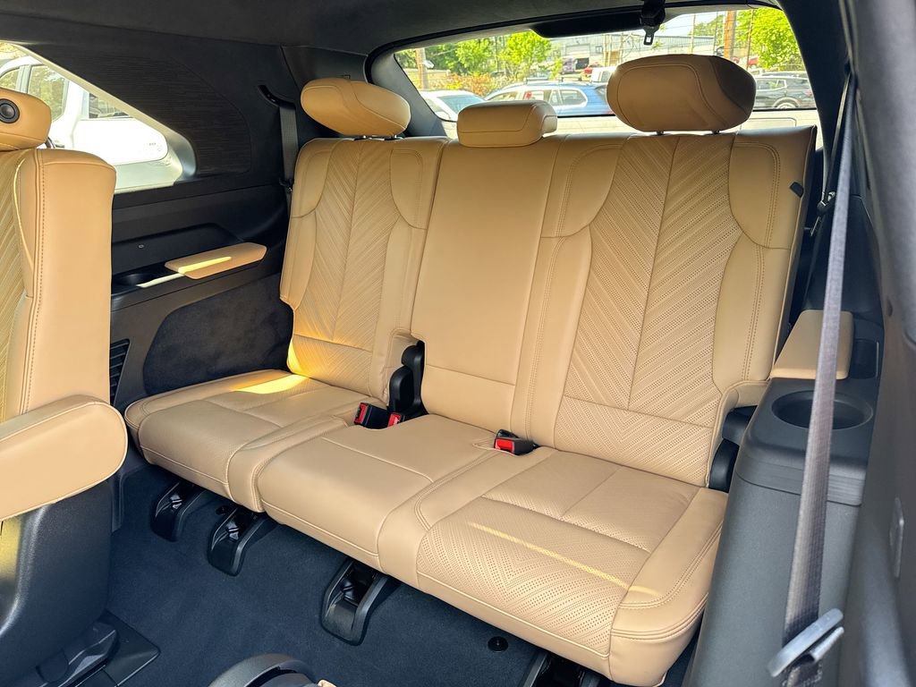 Used 2026 Cadillac Escalade IQ Sport 2 w/ LPO, Floor Liner Package image 30