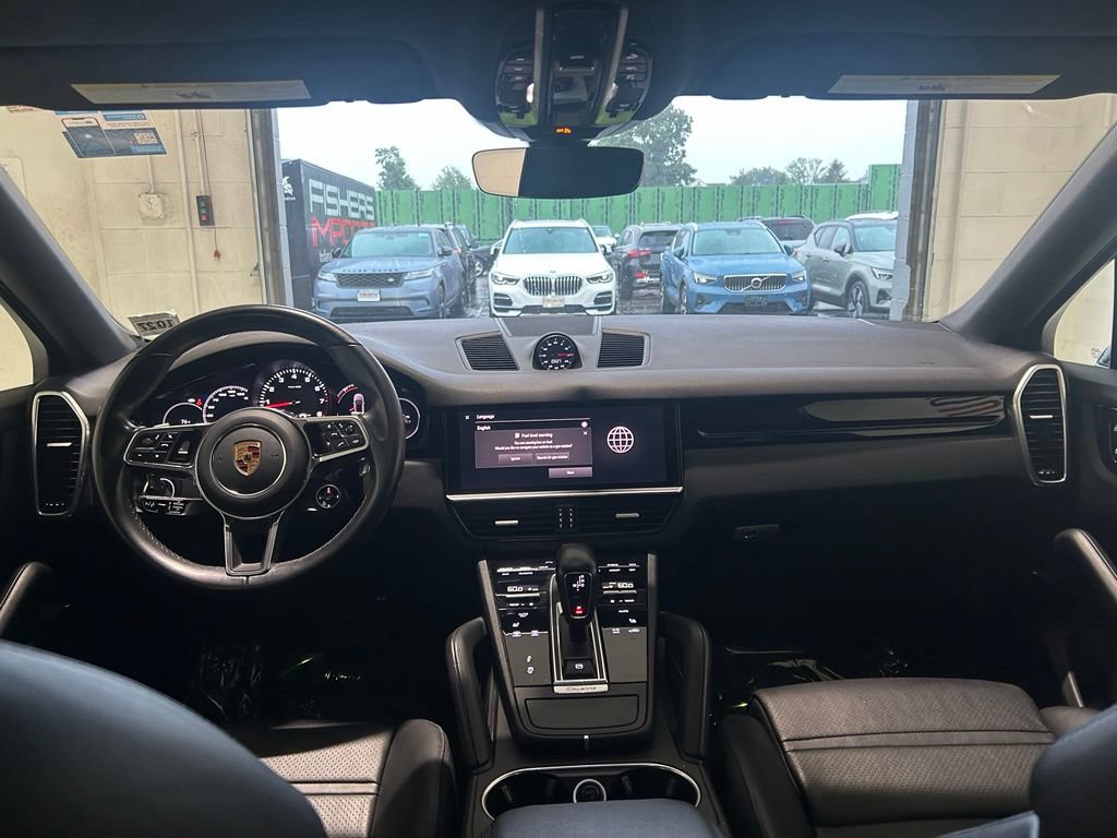 Used 2022 Porsche Cayenne Coupe AWD/4WD image 36