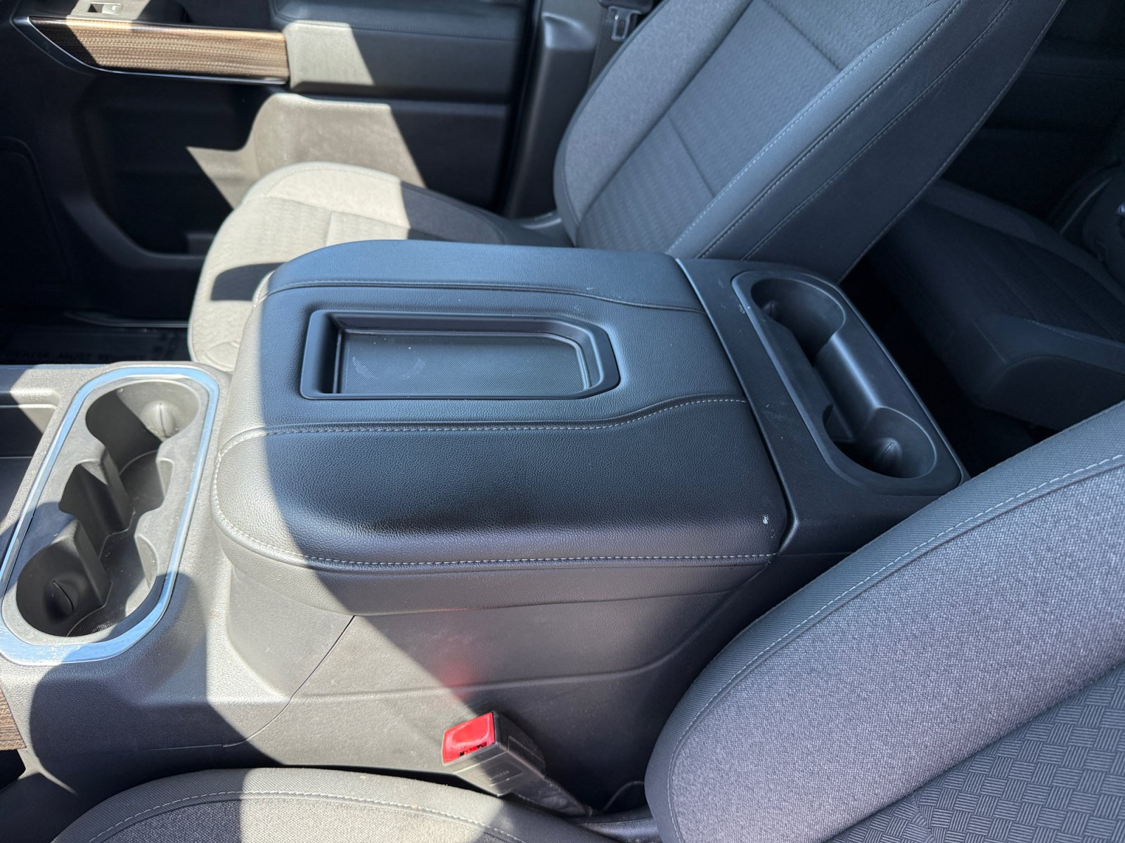 Used 2020 Chevrolet Silverado 1500 RST AWD/4WD image 14