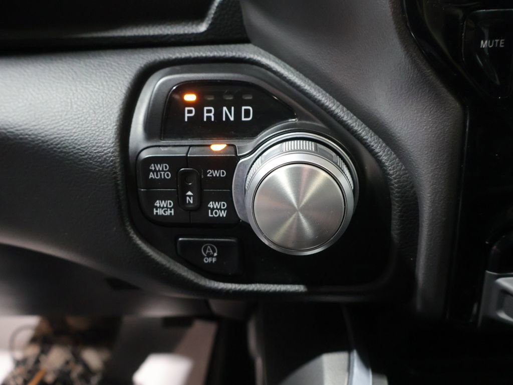 Used 2023 RAM 1500 Laramie AWD/4WD image 28