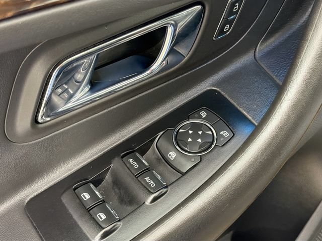 Used 2018 Ford Taurus Limited AWD/4WD image 18