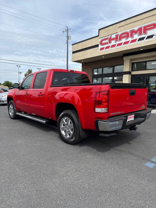 Used 2013 GMC Sierra 1500 SLT w/ SLT Convenience Package AWD/4WD image 8