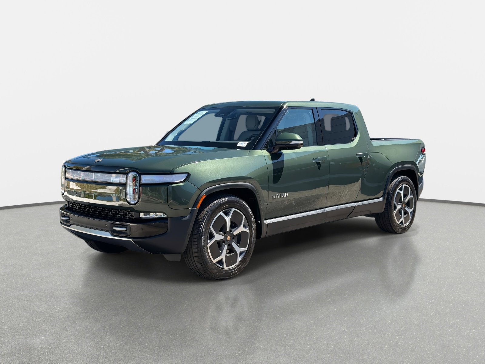 Used 2024 Rivian R1T Adventure image 7