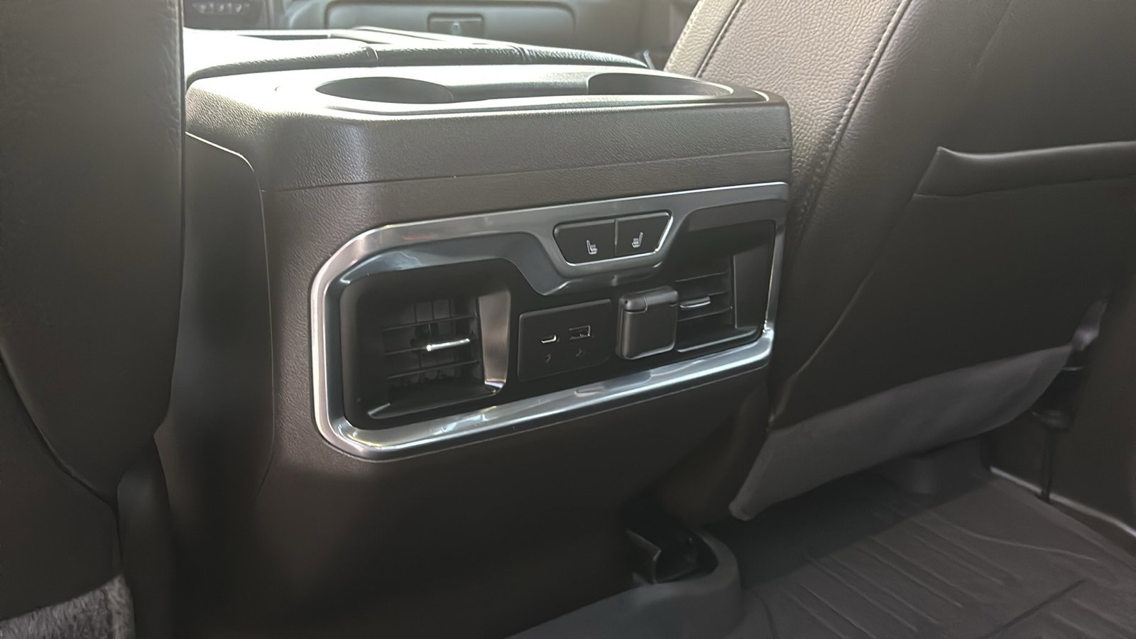 Used 2022 GMC Sierra 2500 Denali image 29