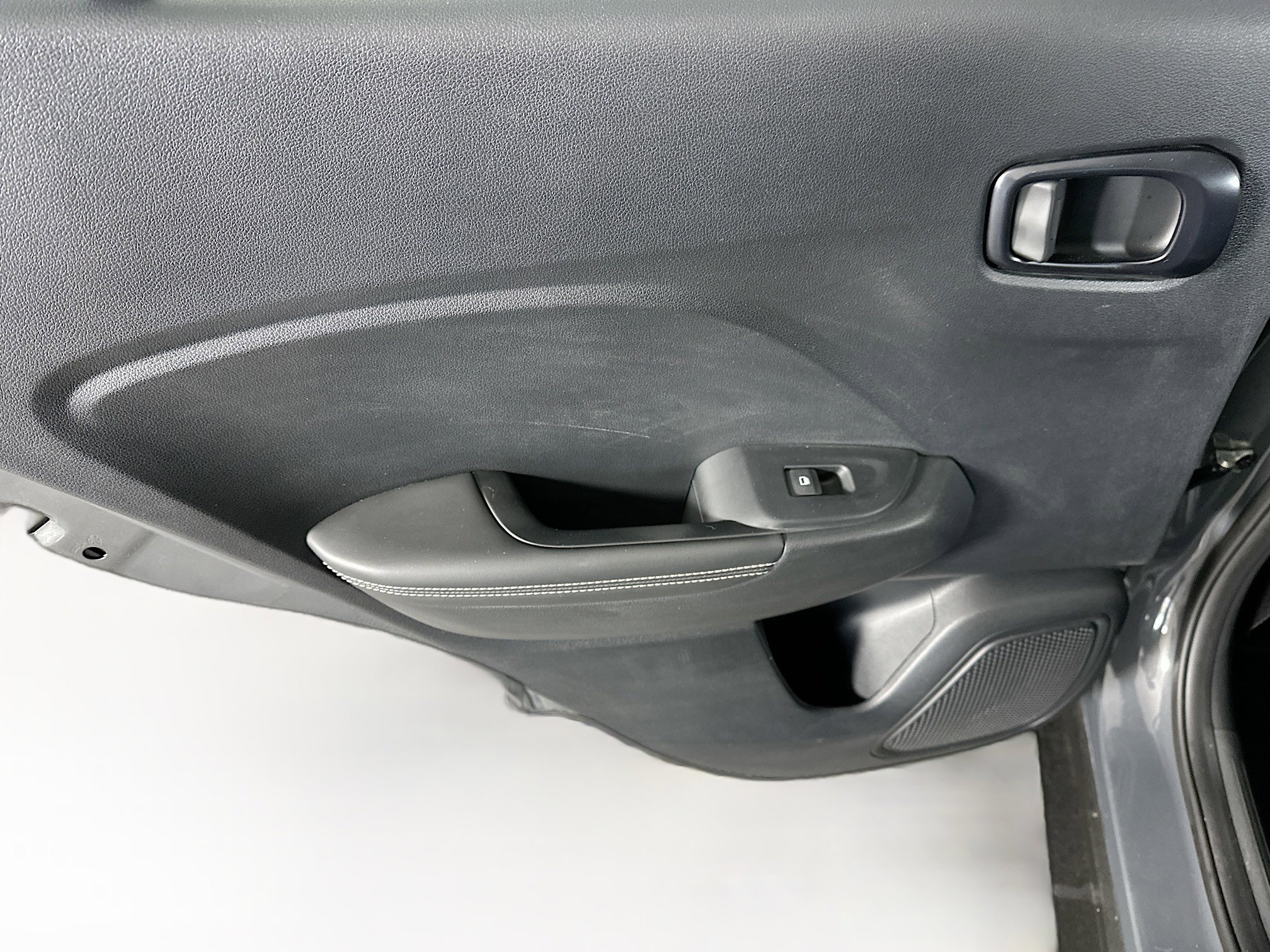 Used 2025 Hyundai Venue Limited image 26