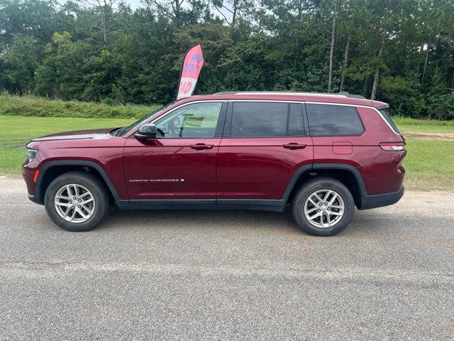 Used 2022 Jeep Grand Cherokee L Laredo w/ Luxury Tech Group I RWD image 5