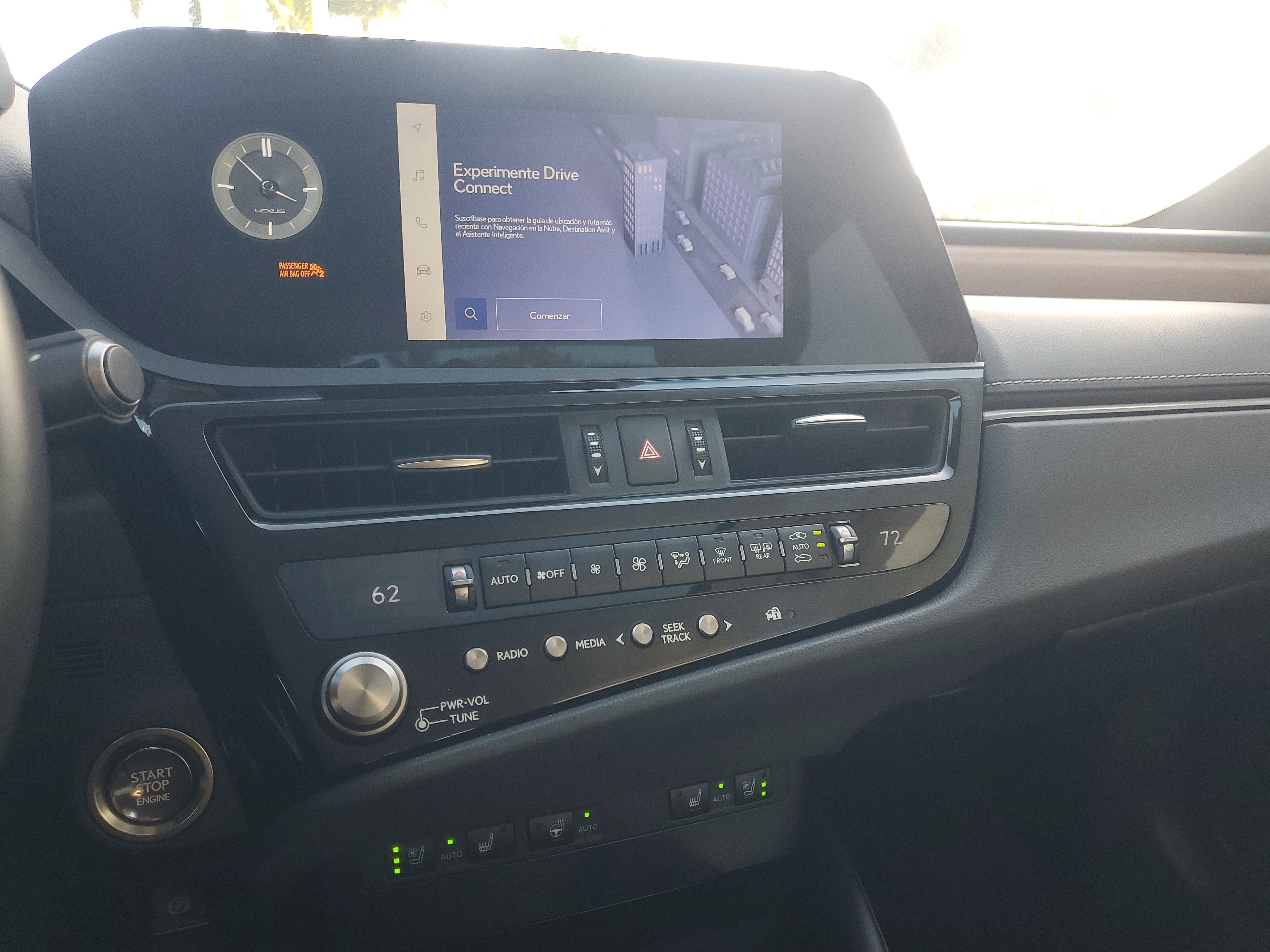 Used 2025 Lexus ES 350 w/ Premium Package image 30