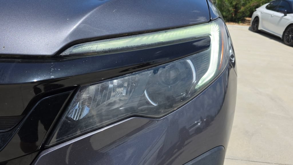 Used 2021 Honda Pilot Special Edition image 9