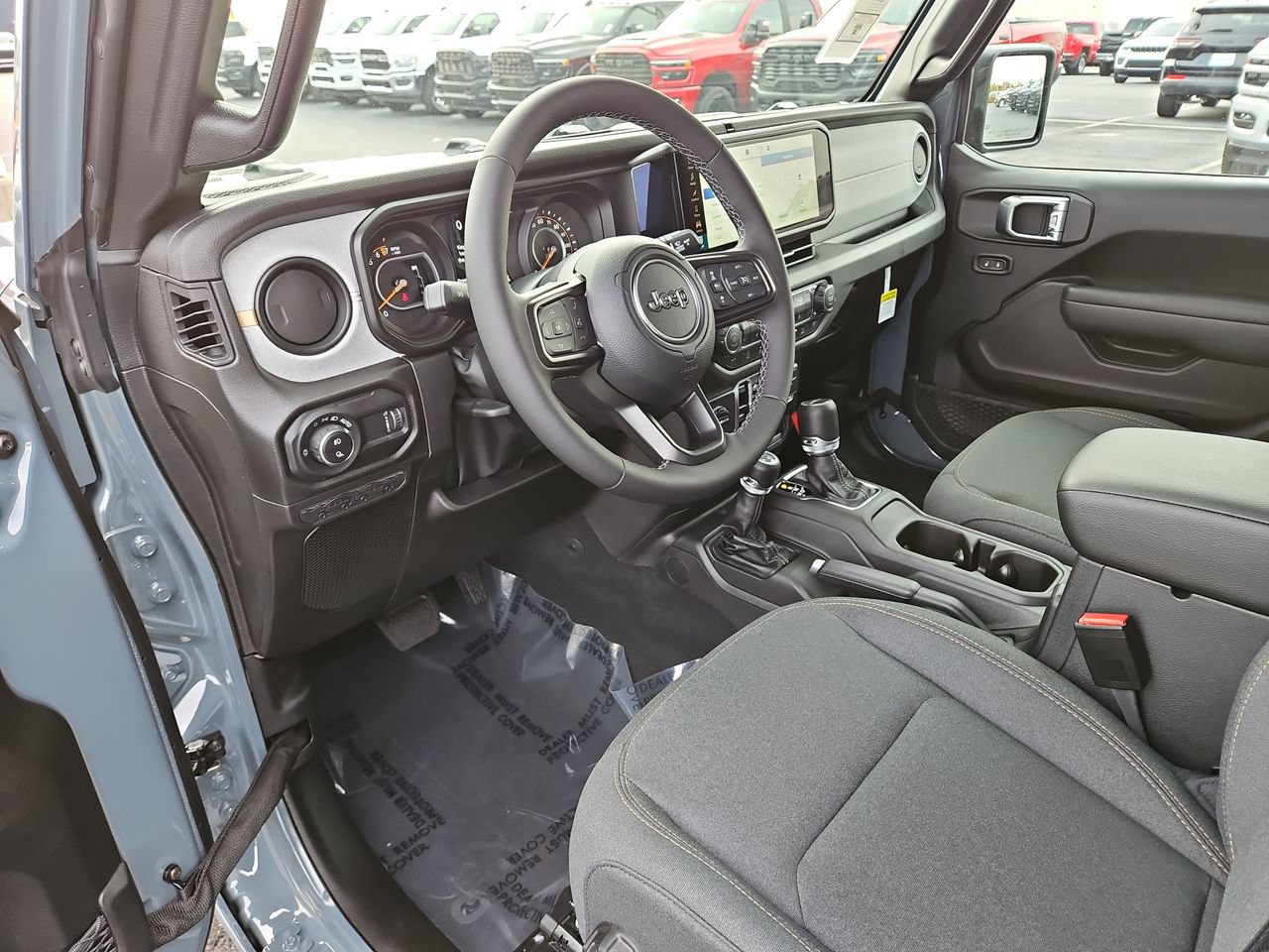 New 2026 Jeep Gladiator Sport AWD/4WD image 17