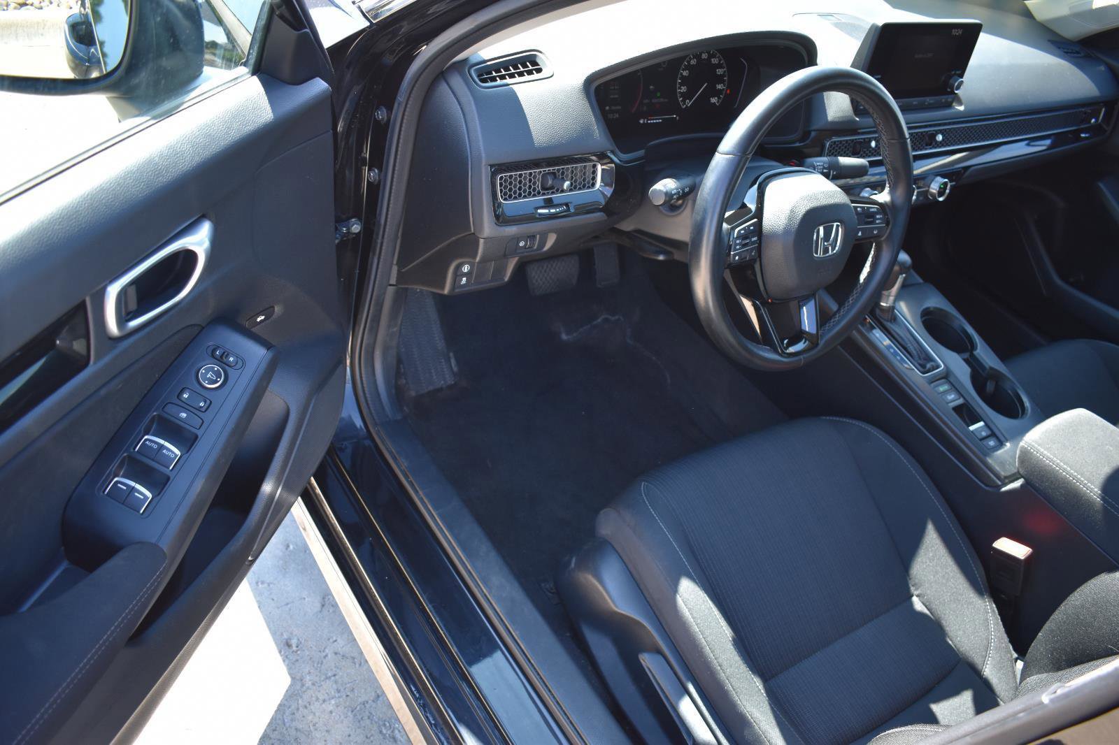 Used 2023 Honda Civic EX image 21