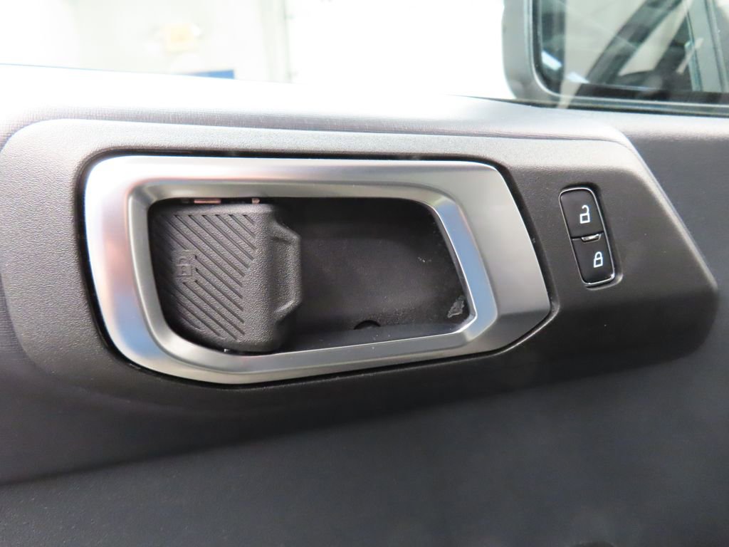Used 2025 Ford Bronco Badlands AWD/4WD image 68