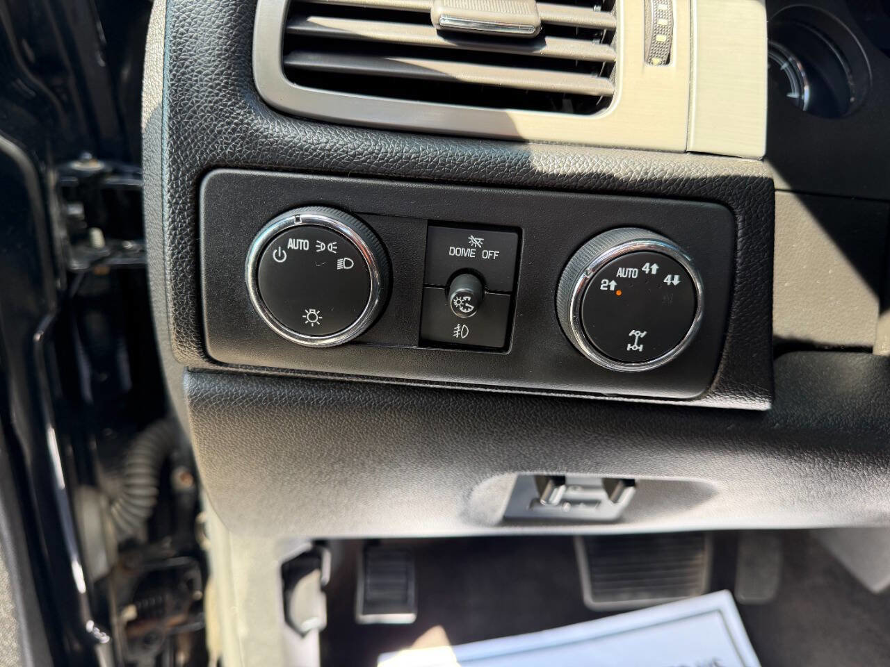 Used 2013 Chevrolet Silverado 1500 LTZ w/ LTZ Plus Package image 16