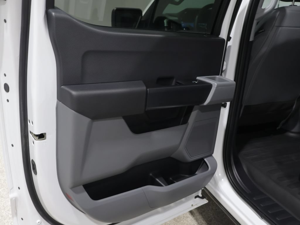 Used 2023 Ford F150 Lightning Pro AWD/4WD image 19