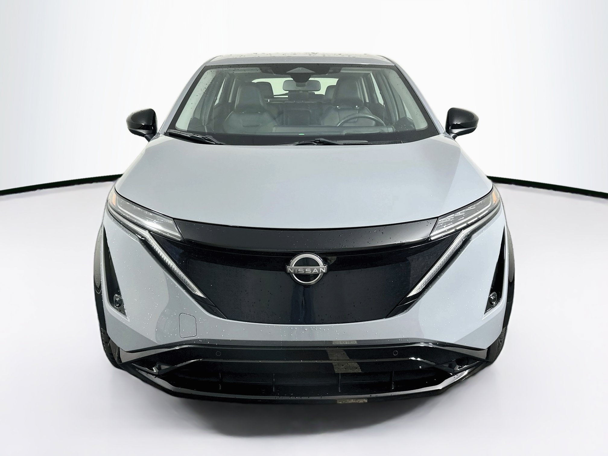 Used 2024 Nissan Ariya FWD image 2